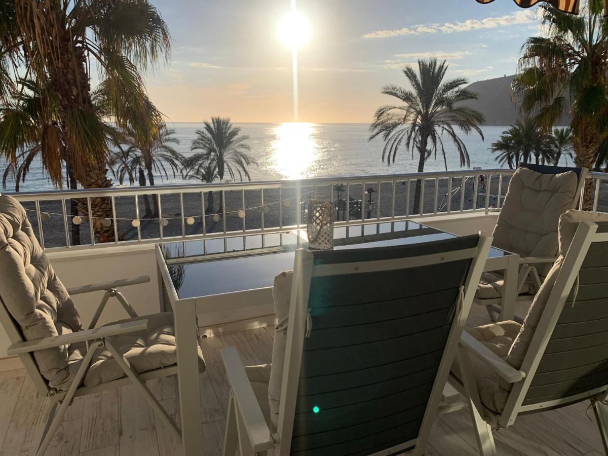 La Herradura Junto Al Mar Exterior photo